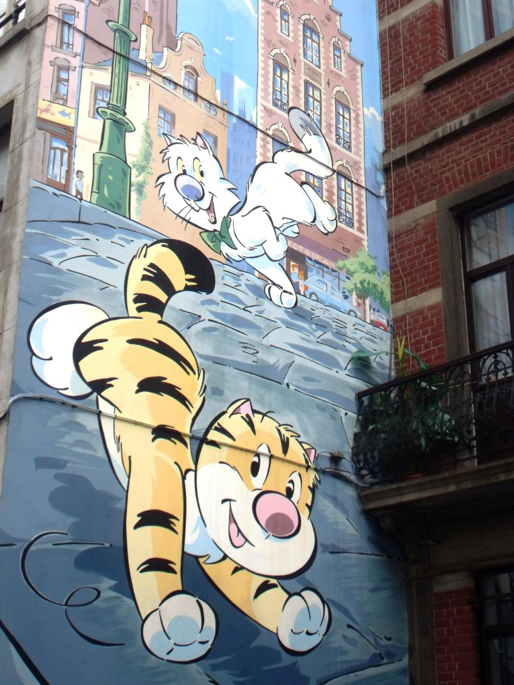 Необычное граффити в столице Бельгии