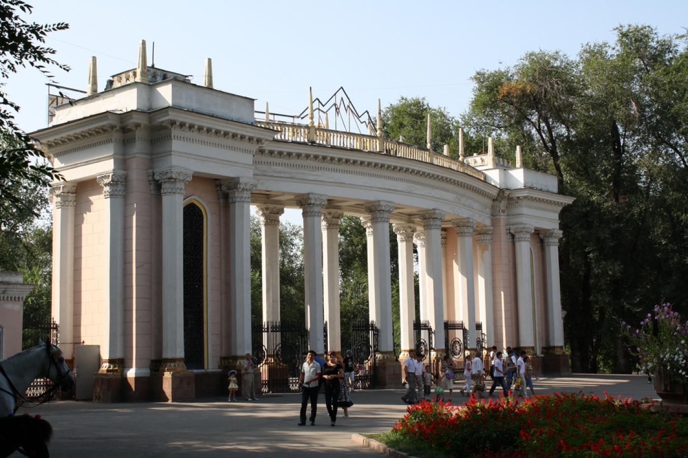 Президентский парк Алматы