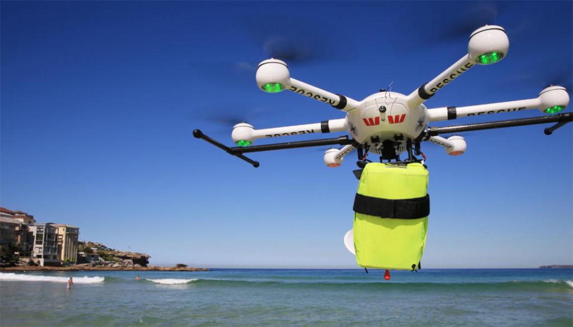 В Австралии дроны впервые спасли утопающих